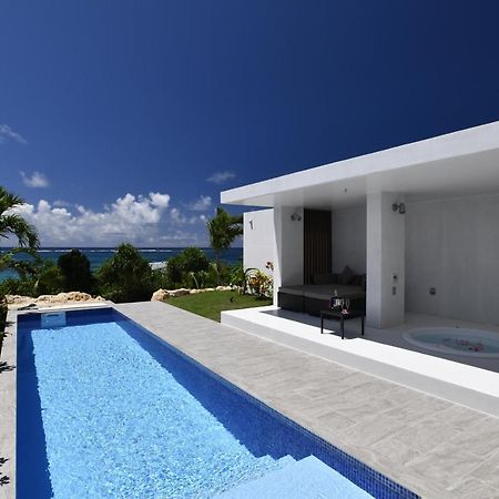 Feliz Villa Suite Miyakojima Ueno Luaran gambar