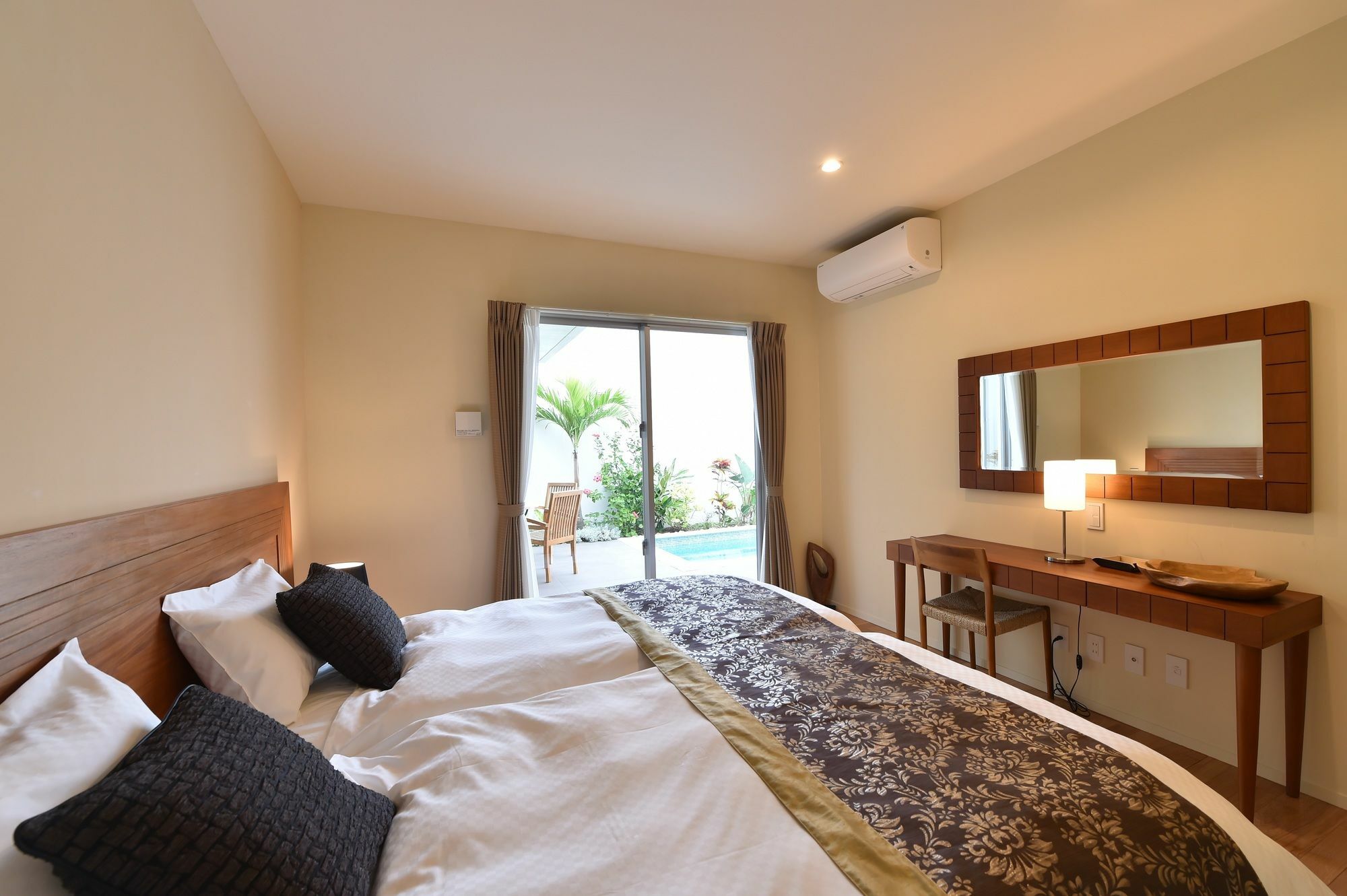 Feliz Villa Suite Miyakojima Ueno Luaran gambar